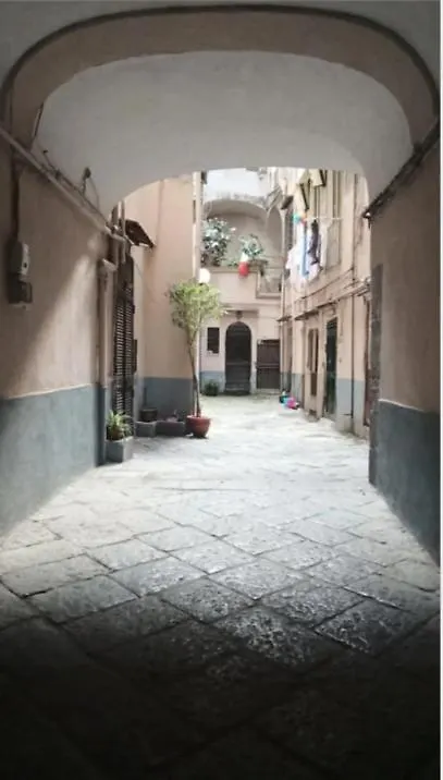 Holiday home Napoli&Love Apartment Bovio Centro Storico
